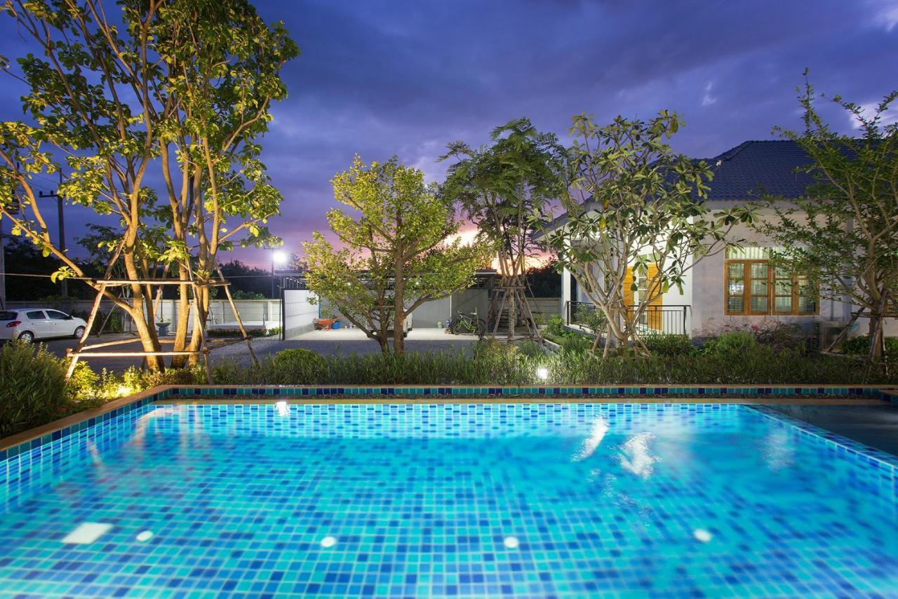 Hotel Baan Phurit Khaoyai à Pak Chong Extérieur photo