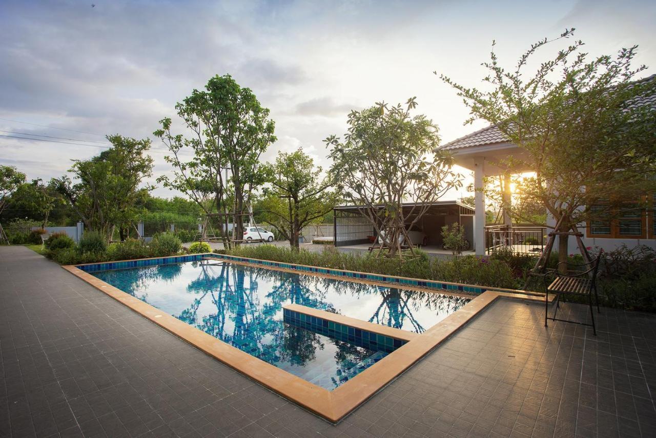 Hotel Baan Phurit Khaoyai à Pak Chong Extérieur photo